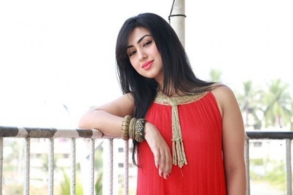  ‘আপাতত কোন গুজবে কান দেবেন না’