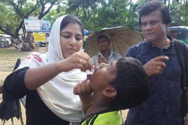 রোহিঙ্গাদের প্রশ্ন ‘অসুখ হওয়ার আগে আবার অষুধ খায় কেমনে?’