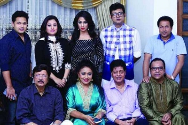 এবার ওমরা হজে যাবেন মিশা, তাই এই গেট-টুগেদার