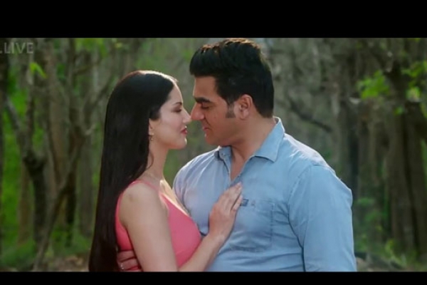 প্রাপ্তবয়স্কদের জন্য সানি লিওন-আরবাজের ‘তেরা ইন্তেজার’