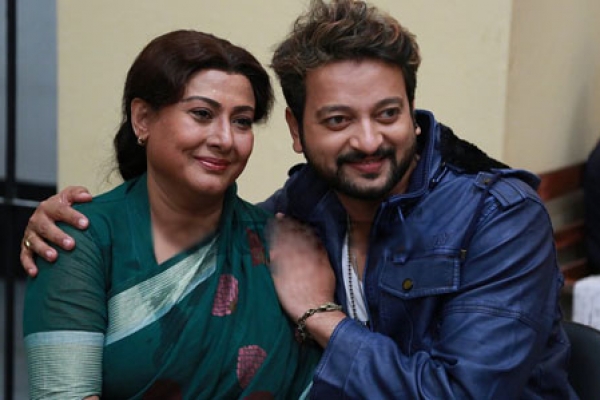 মা পৃথিবীর সব জায়গাতেই এক: সুচরিতা