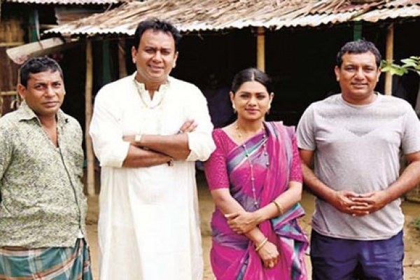 নিউইয়র্ক, লস অ্যাঞ্জেলস, ডালাস, ফ্লোরিডা ও ভার্জিনিয়ায় ‘হালদা’