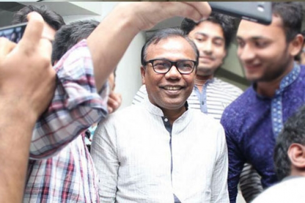 ‘হুমায়ুন ফরিদীর পর অভিনেতা হিসেবে বাবু ভাই সেরা’