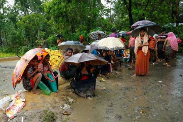 বৃষ্টির কারণে ভোগান্তিতে রোহিঙ্গারা, ৫ শিশুর মৃত্যু