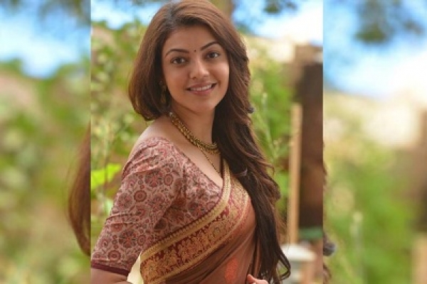  বিবাহিত ভারতীয় ক্রিকেটারের প্রেমে পাগল ‘সিংহম’-এর নায়িকা!