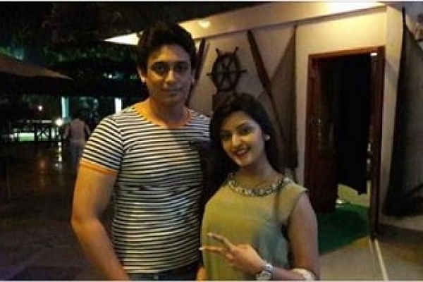 এক ভিন্ন কারণে বিপিএলের ফাইনাল দেখতে যাবেন জায়েদ-পরীমনি