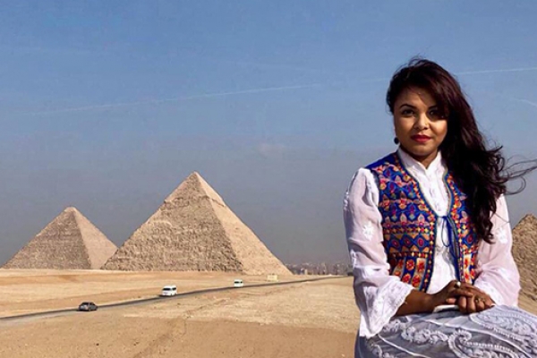 এই প্রশ্নের উত্তর মনে মনে কত খুঁজেছি...