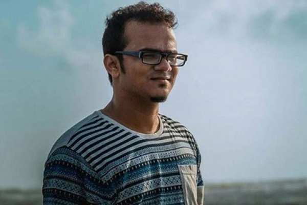 যে কারণে মালয়েশিয়ায় গ্রেফতার হলেন চিত্রপরিচালক অনন্য মামুন