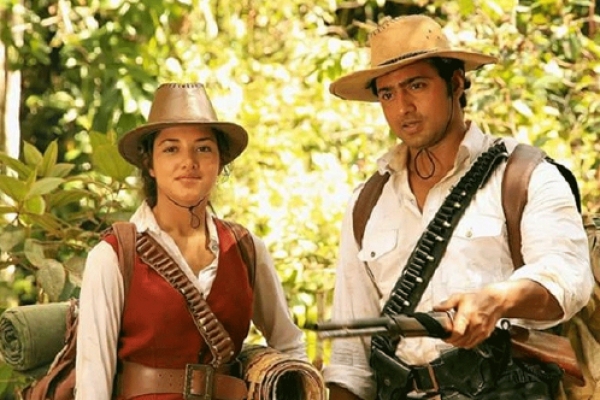 আমাজন অভিযানে গিয়ে রকমারি উটকো ঝামেলায় জড়ালেন দেব