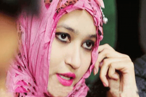  আবার মুখ খুলে যা বললেন সেই আলোচিত হ্যাপি