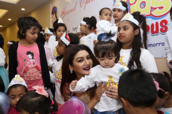 জয়ার অন্য রকম একটি দিন