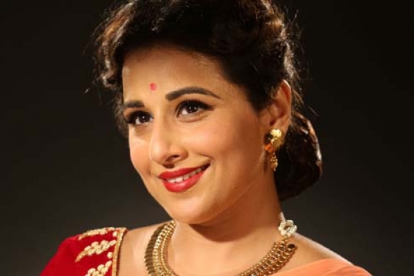 লম্বা নাকের কারণে বিদ্যা বালান বাদ!