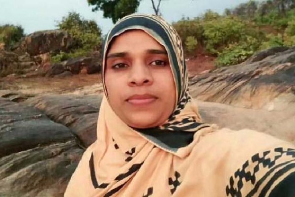 তিন তালাকের বিরুদ্ধে লড়বেন ভারতের ‘নারী ইমাম’