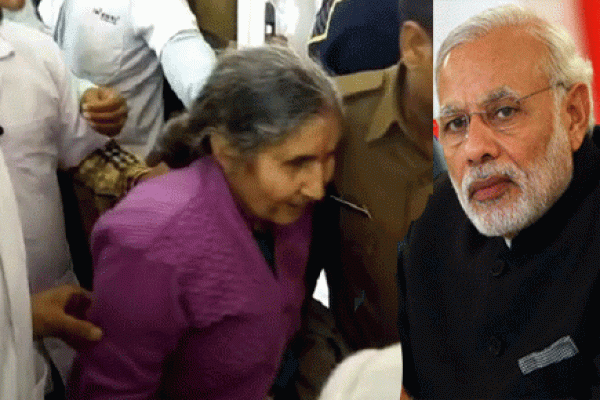 অল্পের জন্য রক্ষা পেলেন নরেন্দ্র মোদির স্ত্রী
