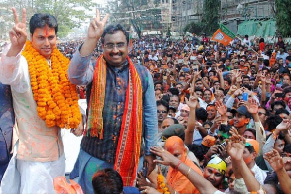২৫ বছরের বাম জমানা শেষ, ত্রিপুরায় এবার রাম জমানা শুরু!