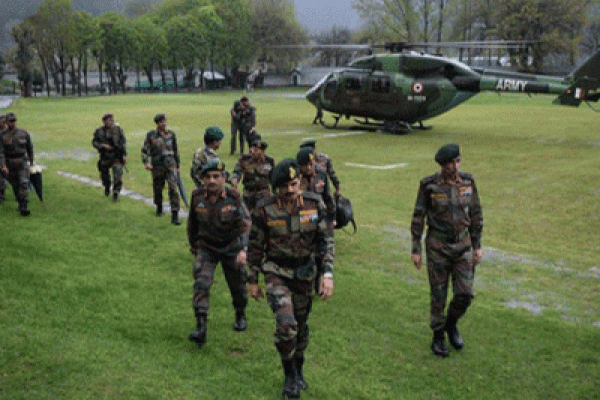 ভারতীয় সেনাবাহিনীতে বড় ধাক্কা, ২৭ হাজার সদস্যের পদত্যাগ