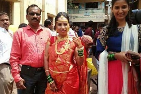 বিয়ের কয়েক মিনিট আগে জানেন এই নববধু কী করলেন? অবাক হবেন আপনিও