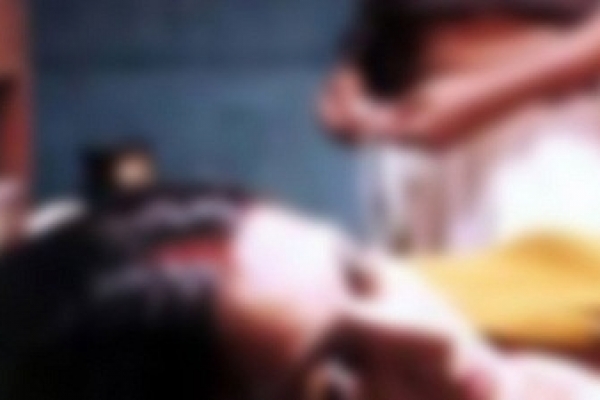 জুয়ায় বাজিতে হেরে বউকে দিয়ে এ কি কাণ্ড স্বামীর!