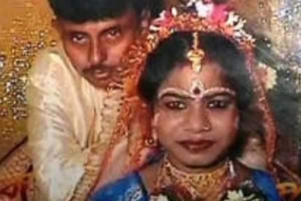 মামীর সঙ্গে এক বিছানায় স্বামী, এর পর স্ত্রী যা করলেন তার ফল মিলল বৃহস্পতিবার দুপুর দেড়টায়!