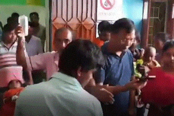 জোরপূর্বক তুলে নিয়ে  সংঘবদ্ধ ধর্ষণের পর গোপনাঙ্গে লোহার রড, যুক্ত ছিল ভাতিজাও
