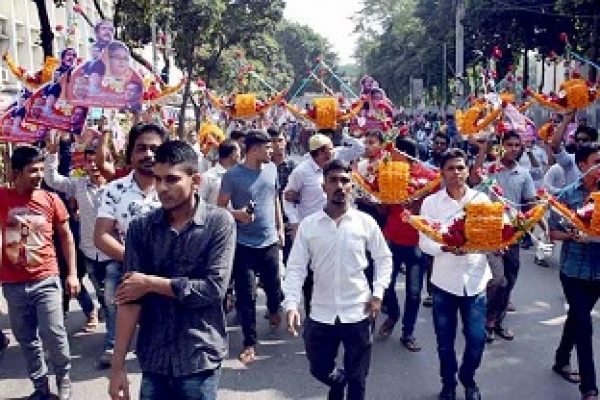 খণ্ড খণ্ড মিছিল, জিগাতলা-মোহাম্মদপুর রাস্তা বন্ধ