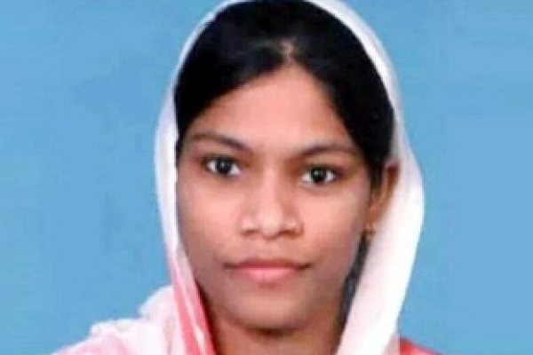মিস্ত্রীর মেয়ে সুবিয়া পারভীন পেল যুক্তরাষ্ট্রের নামী স্কলারশিপ