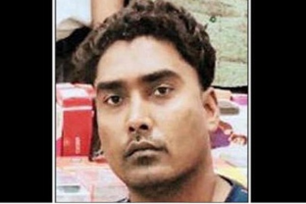 তিনি দিনে শিক্ষক রাতে চোর, ইংরেজিতে কথা বলেন অনর্গল!