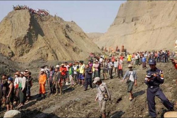 মিয়ানমারে ভয়াবহ ভূমিধসে অসংখ্য মানুষের প্রাণহানি