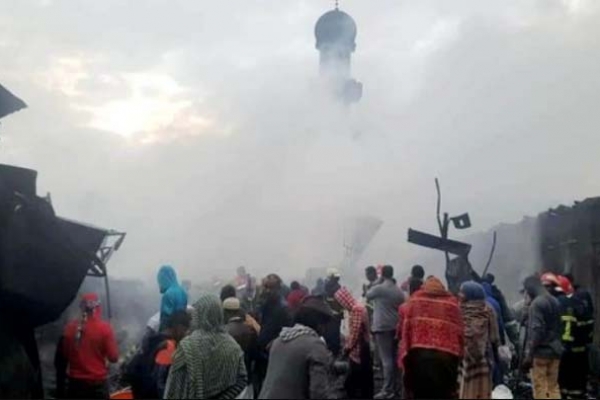 মুসলিমদের ওপর হা'মলা, চারটি মসজিদ পু'ড়িয়ে দিয়েছে দু'র্বৃ'ত্তরা  মুসলিমদের ওপর হা'মলা, চারটি মসজিদ পু'ড়িয়ে দিয়েছে দু'র্বৃ'ত্তরা
