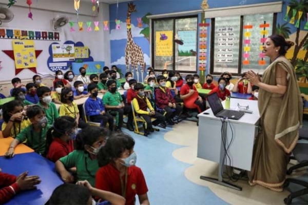 করোনা ভাইরাস : পশ্চিমবঙ্গের সব শিক্ষাপ্রতিষ্ঠান বন্ধ ঘোষণা
