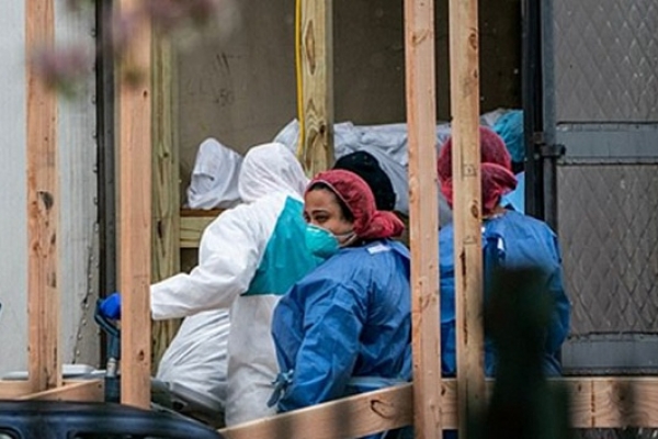 লা'শ আর লা'শ, যুক্তরাষ্ট্রে খুঁড়তে হচ্ছে গণক'বর