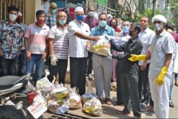 চট্টগ্রামে করোনায় ২০ হাজার দরিদ্র পরিবারের পাশে শাহাদাত হোসেন