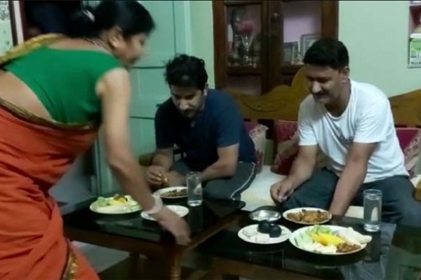 লকডাউনে মুসল্লিদের বাড়িতেই সেহেরি-ইফতার ও নামাজের ব্যবস্থা করলো হিন্দু পরিবার