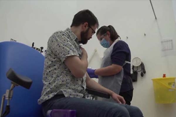 পরীক্ষায় সফল, সেপ্টেম্বরের মধ্যেই করোনার ভ্যাকসিন : জানালো অক্সফোর্ড