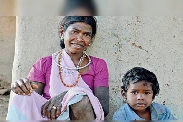 মর্মা'ন্তিক ছবি, দলিত পরিবারকে কোয়ারানটিন করা হল স্কুলের শৌচাগারে!