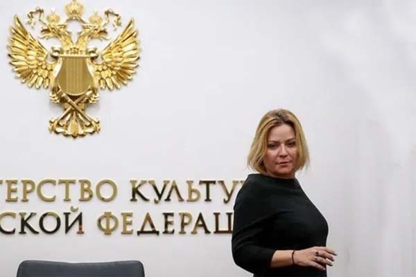 প্রধানমন্ত্রীর পর এবার করোনায় আক্রা'ন্ত রাশিয়ার সংস্কৃতিমন্ত্রী