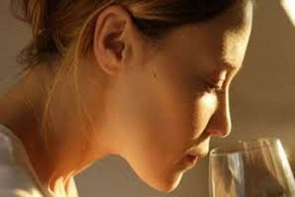 এবার নতুন নতুন লক্ষ'ণও দেখা যাচ্ছে করোনা আক্রা'ন্তদের, বলছে গবেষণা 