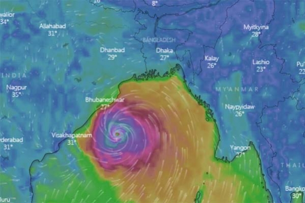 সুপার সাইক্লোন আম্ফান; বুধবার সকাল থেকে 'মহাবিপদ' সংকেত