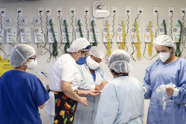  রেকর্ড ভে'ঙে একদিনে ব্রাজিলে মৃ'ত্যু ৮৮৮, আক্রা'ন্ত ১৯৯৫১ জন