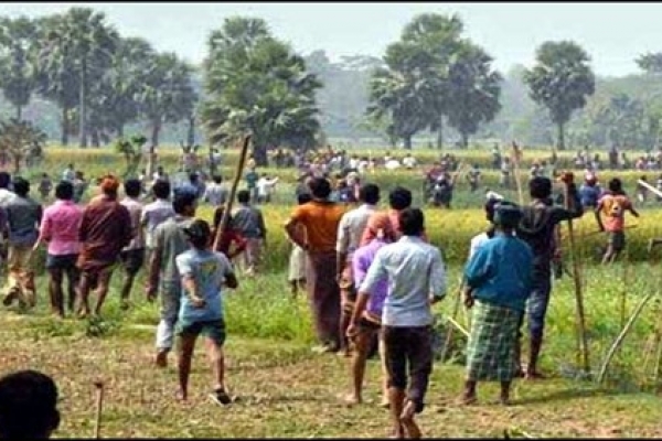 ওলি গো'ষ্ঠি ও বজলু গো'ষ্ঠীর লোকজনের মধ্যে ভ'য়াবহ সংঘ'র্ষ