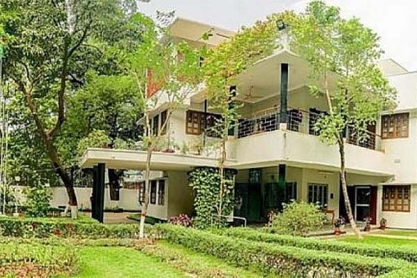 ভারতের মুম্বাইয়ে দেখা মিললো ঢাকার ধানমন্ডি ৩২ বাড়ি