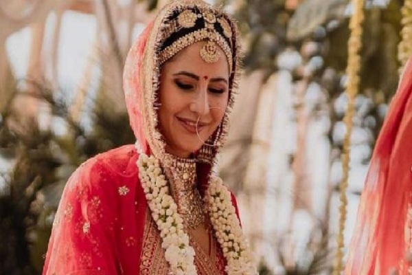 ক্যাটরিনার বিয়ের লেহঙ্গার দাম শুনলে চমকে যাবেন!