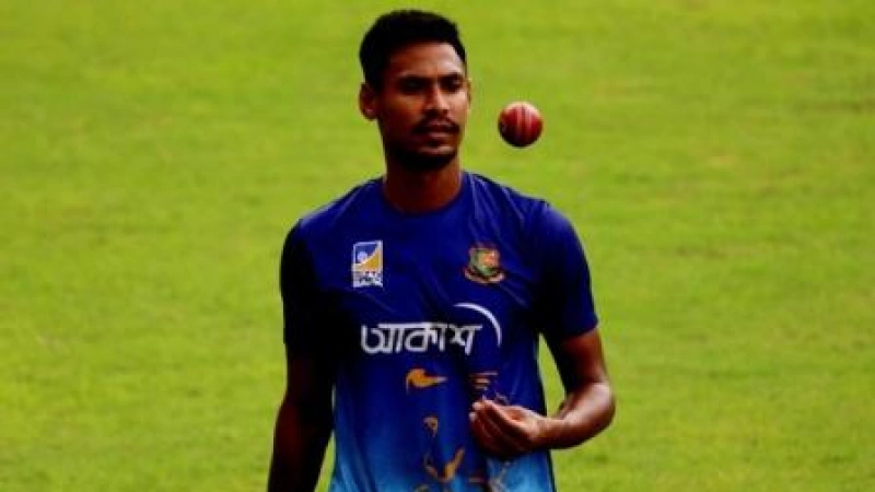 টি-টোয়েন্টি ক্রিকেটের ইতিহাসে প্রথম বোলার হিসেবে  মুস্তাফিজের বিশ্বরেকর্ড!
