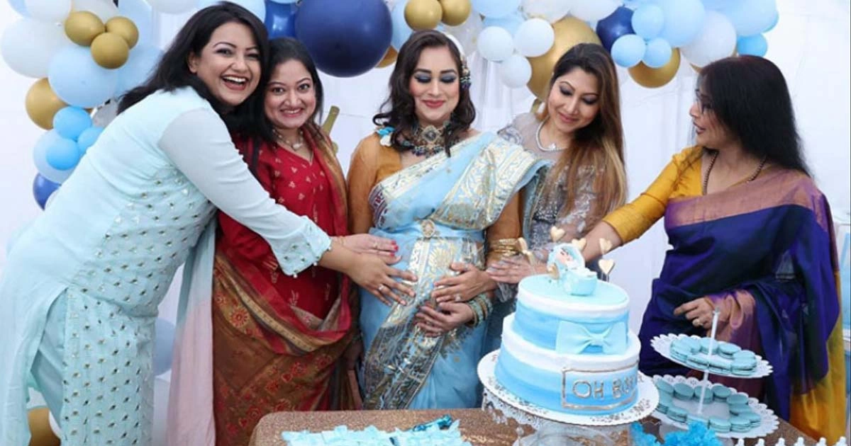 আবারও মা হচ্ছেন অভিনেত্রী রুমানা খান