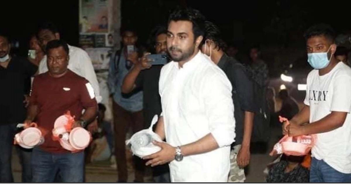 পবিত্র রমজানে এতিম ও ছিন্নমূলদের পাশে অভিনেতা অপূর্ব