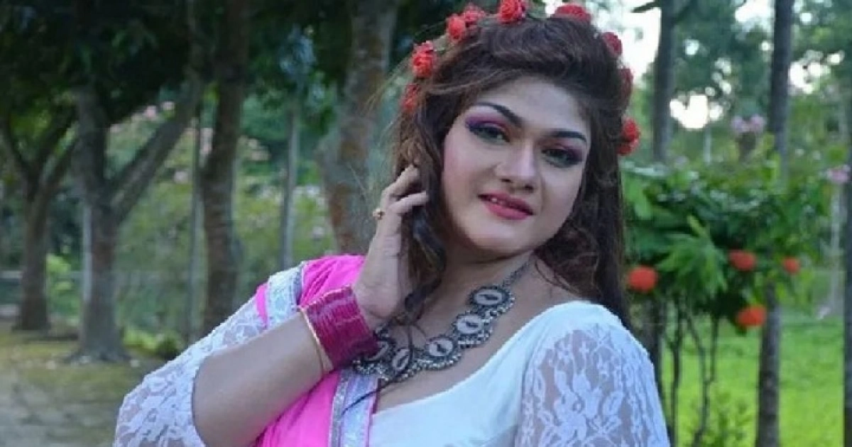 কী হয়েছে? কেন এমন ক্ষোভ ঝাড়লেন নায়িকা মুনমুন?