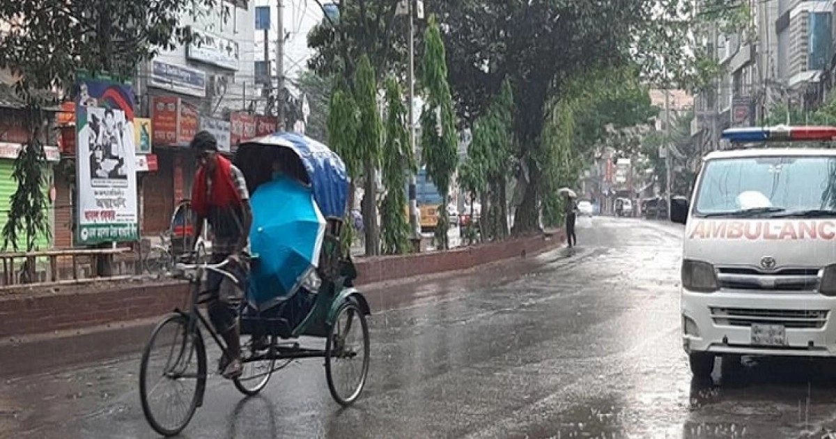 তীব্র গরমের পর আজ ঢাকায় প্রশান্তির বৃষ্টি