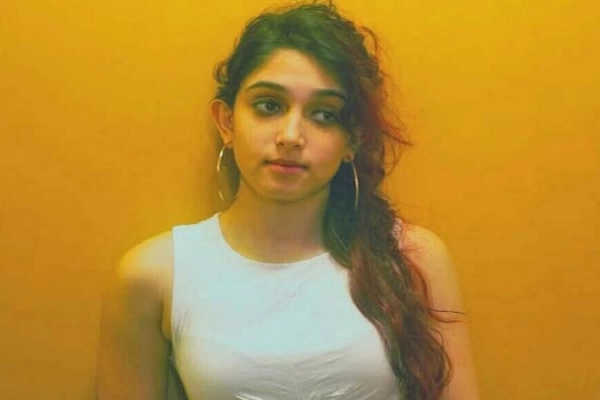  কাকে চুমো খেলেন আমির কন্যা ইরা? 