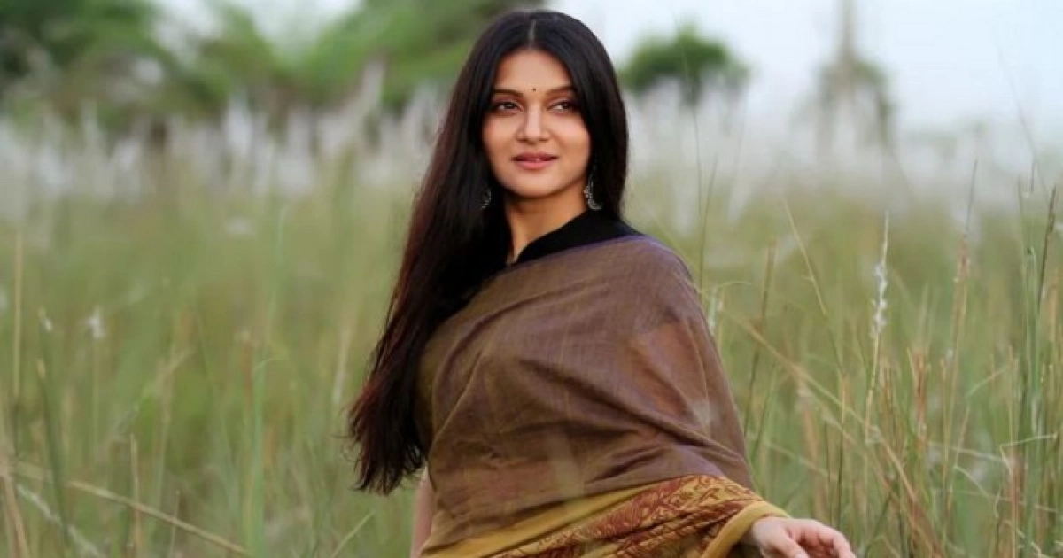 ‘অমানুষ’ ছবিতে ত্রিভুজ প্রেমের ইঙ্গিত! আছেন মিথিলা, নিরব ও নওশাবা