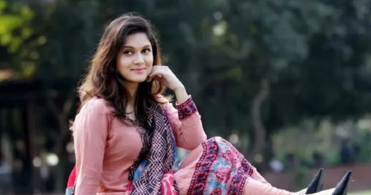 মিথিলার একসঙ্গে দুই চমক! শেয়ার করেছেন স্বয়ং অমিতাভ বচ্চন